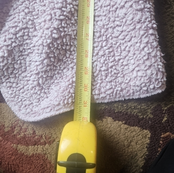 UGG Koolaburra purple faux fur long open vest with side pockets. XL - Picture 2 of 8